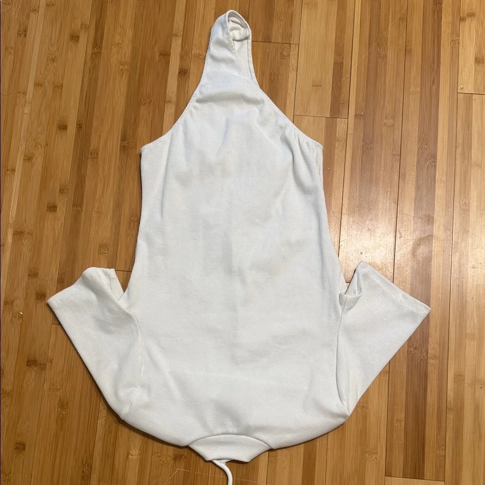 White Short-Sleeve One-Piece Bodysuit - Picture 3 of 4
